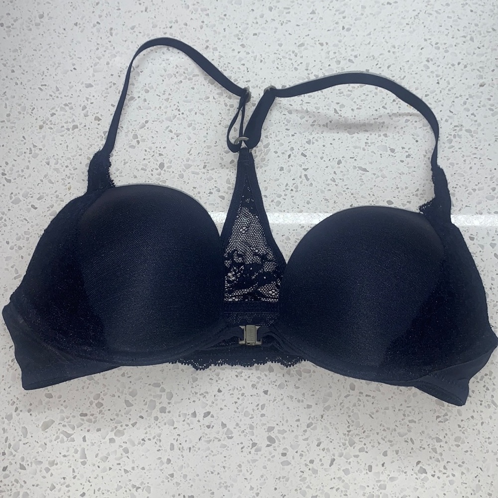 Gilly Hicks 34B Plunge Push up Bra